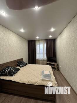 1-к квартира, посуточно, 40м2, 13/16 этаж