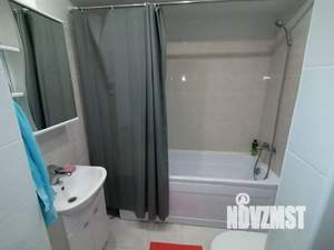 Студия квартира, посуточно, 30м2, 11/17 этаж