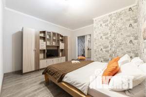 1-к квартира, посуточно, 45м2, 17/25 этаж