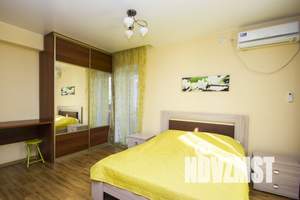 1-к квартира, посуточно, 50м2, 3/6 этаж