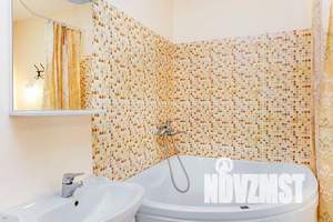 2-к квартира, посуточно, 80м2, 1/1 этаж