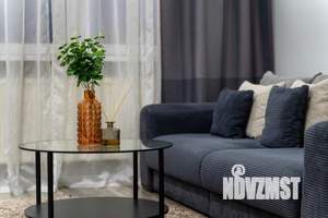 1-к квартира, посуточно, 55м2, 1/1 этаж