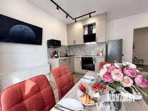 2-к квартира, посуточно, 80м2, 1/1 этаж