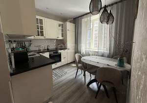 2-к квартира, на длительный срок, 70м2, 4/10 этаж