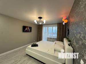 1-к квартира, посуточно, 40м2, 13/15 этаж