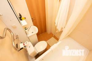 Студия квартира, посуточно, 36м2, 5/15 этаж