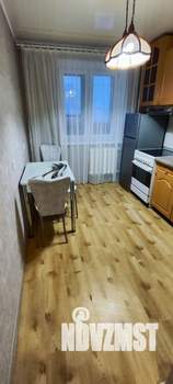 1-к квартира, посуточно, 35м2, 6/9 этаж