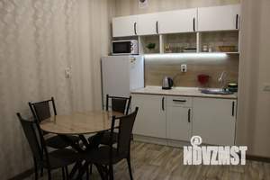 1-к квартира, посуточно, 34м2, 5/10 этаж