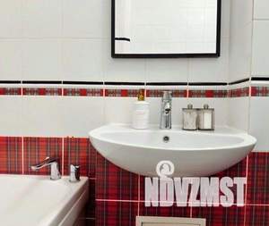 1-к квартира, посуточно, 70м2, 1/1 этаж