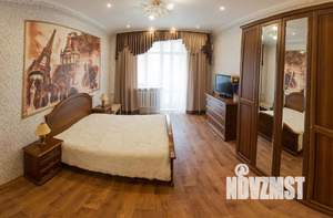 1-к квартира, посуточно, 48м2, 4/4 этаж