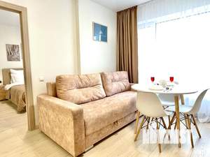 1-к квартира, посуточно, 35м2, 12/18 этаж