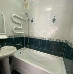 3-к квартира, на длительный срок, 55м2, 1/5 этаж