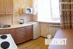 1-к квартира, посуточно, 10м2, 2/5 этаж