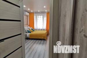 1-к квартира, посуточно, 32м2, 8/12 этаж