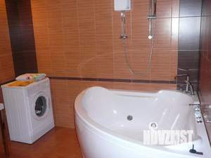 1-к квартира, посуточно, 47м2, 1/1 этаж