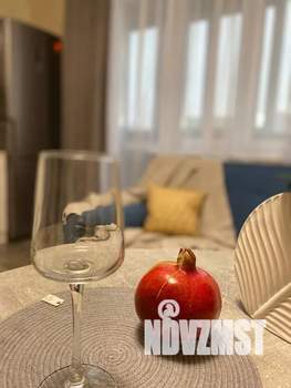 Студия квартира, посуточно, 31м2, 2/19 этаж