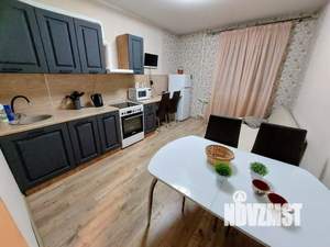 1-к квартира, посуточно, 43м2, 1/1 этаж