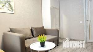 1-к квартира, посуточно, 38м2, 8/17 этаж