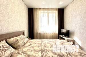1-к квартира, посуточно, 50м2, 13/16 этаж