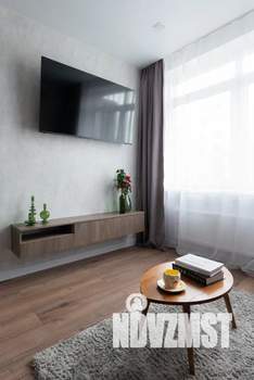 1-к квартира, посуточно, 40м2, 4/25 этаж