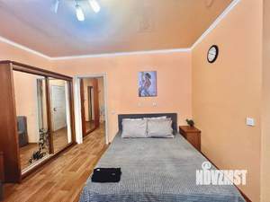 Студия квартира, посуточно, 38м2, 7/20 этаж