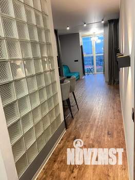 Студия квартира, посуточно, 30м2, 10/19 этаж
