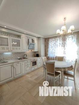 2-к квартира, посуточно, 60м2, 1/1 этаж