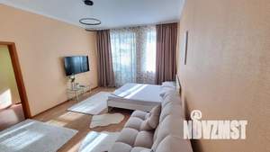 1-к квартира, посуточно, 56м2, 2/4 этаж