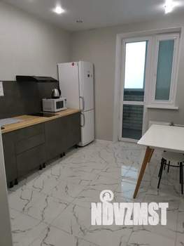 1-к квартира, посуточно, 34м2, 11/17 этаж