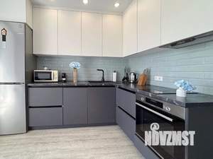 1-к квартира, посуточно, 42м2, 16/21 этаж