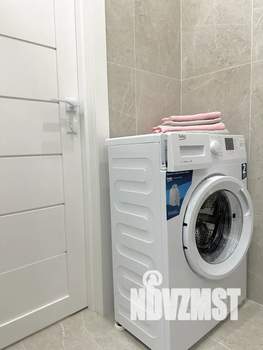 Студия квартира, посуточно, 35м2, 9/19 этаж