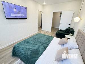 1-к квартира, посуточно, 45м2, 10/18 этаж