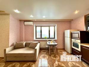 1-к квартира, посуточно, 40м2, 11/16 этаж