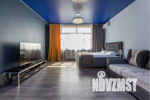 1-к квартира, посуточно, 64м2, 18/23 этаж