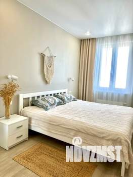1-к квартира, посуточно, 40м2, 23/25 этаж
