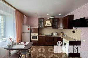 1-к квартира, посуточно, 40м2, 11/16 этаж