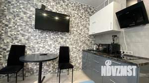 Студия квартира, посуточно, 20м2, 3/19 этаж