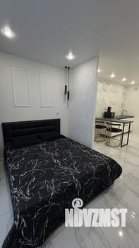 Студия квартира, посуточно, 33м2, 8/20 этаж