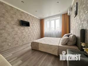 1-к квартира, посуточно, 45м2, 7/16 этаж