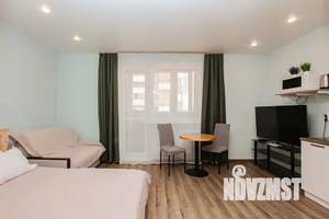 Студия квартира, посуточно, 29м2, 14/19 этаж