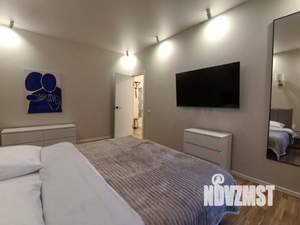 3-к квартира, посуточно, 67м2, 1/1 этаж