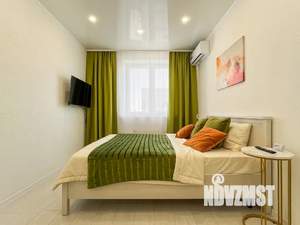 1-к квартира, посуточно, 35м2, 16/19 этаж