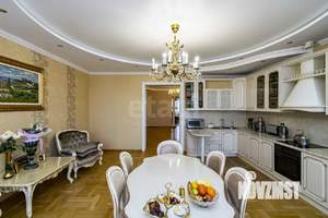 5-к квартира, на длительный срок, 200м2, 6/7 этаж