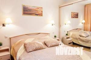 2-к квартира, посуточно, 60м2, 1/1 этаж