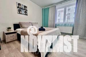 1-к квартира, посуточно, 35м2, 7/20 этаж