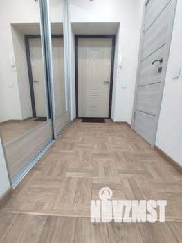 Студия квартира, посуточно, 35м2, 1/19 этаж