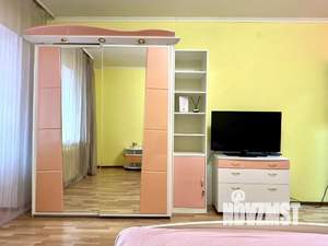 1-к квартира, посуточно, 50м2, 7/10 этаж