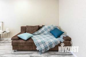 1-к квартира, посуточно, 38м2, 1/1 этаж