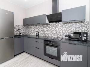 1-к квартира, посуточно, 42м2, 1/1 этаж