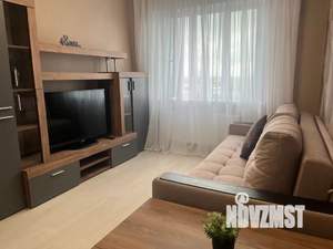 1-к квартира, посуточно, 37м2, 8/19 этаж